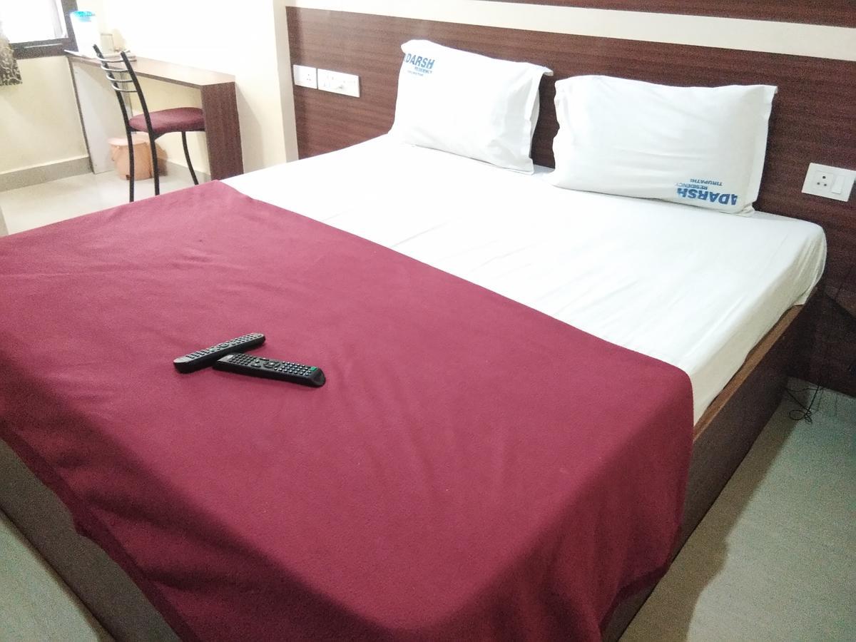 Hotel Adarsh Residency Tirupati Exterior foto